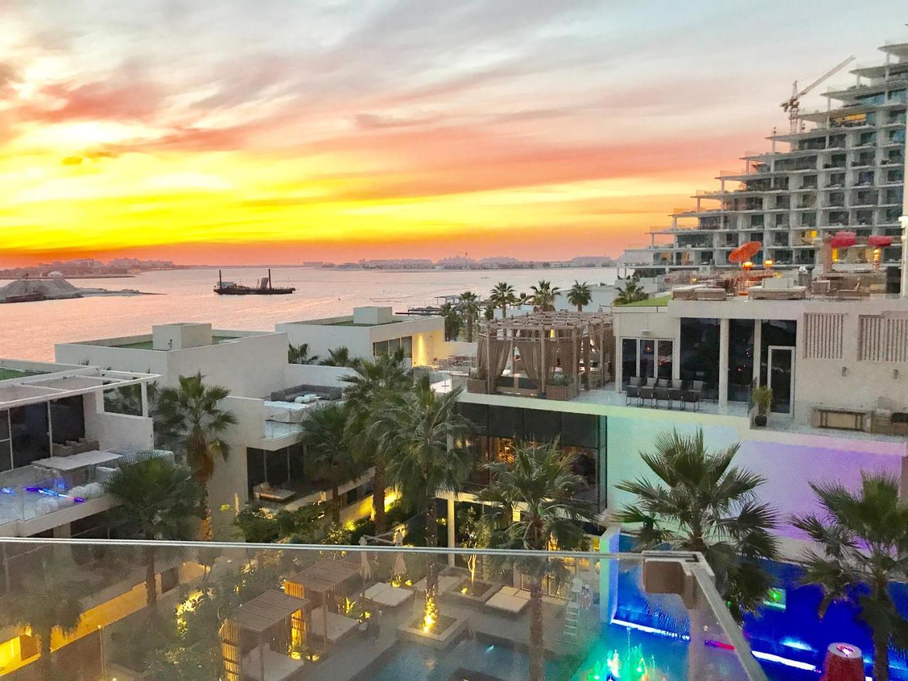 Evolve - The Five Palm Residences
