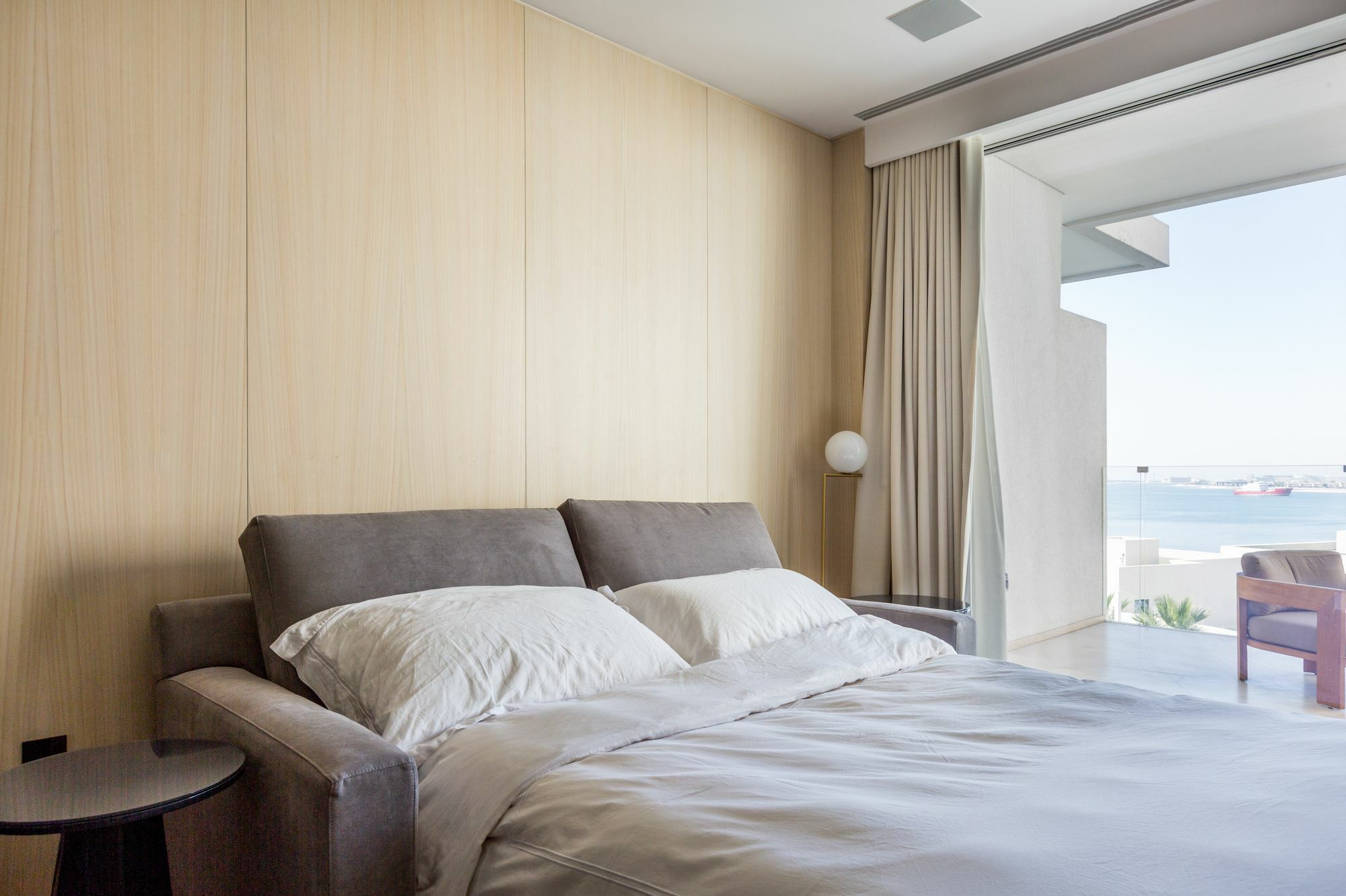 Evolve - The Five Palm Residences * Dubai