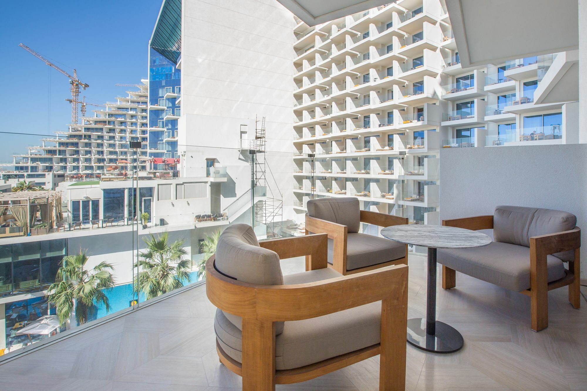 Evolve - The Five Palm Residences