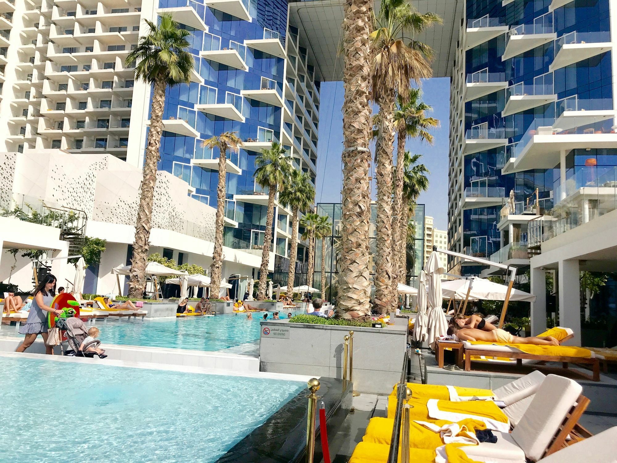 Evolve - The Five Palm Residences * Dubai