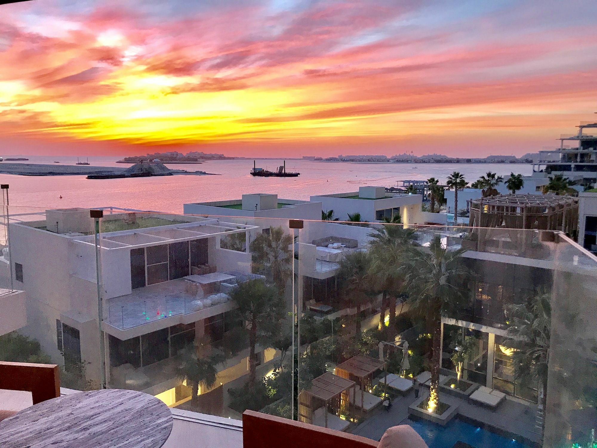 Apartment Evolve - The Five Palm Residences *